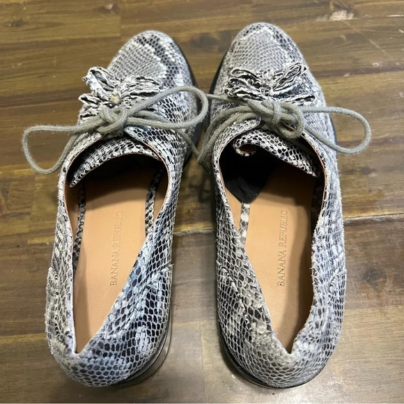 Banana Republic Snake Print Leather Loafers - Picture 6 of 9